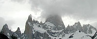 Blick vom Kamm (775m) auf das Fitz Roy Massiv